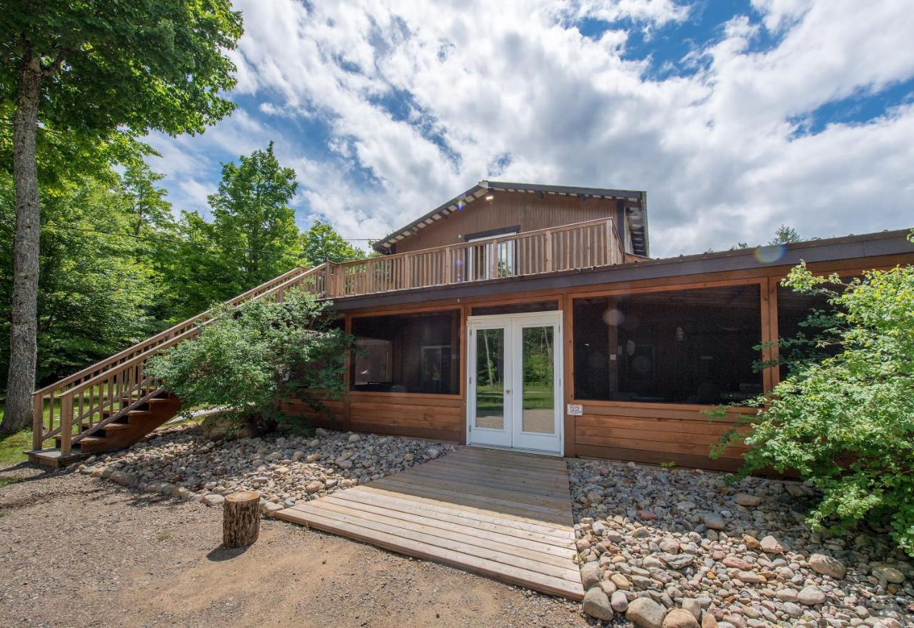 Madawaska Lodge-Cottage מראה חיצוני תמונה