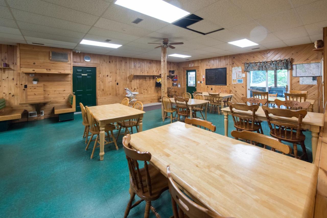Madawaska Lodge-Cottage מראה חיצוני תמונה